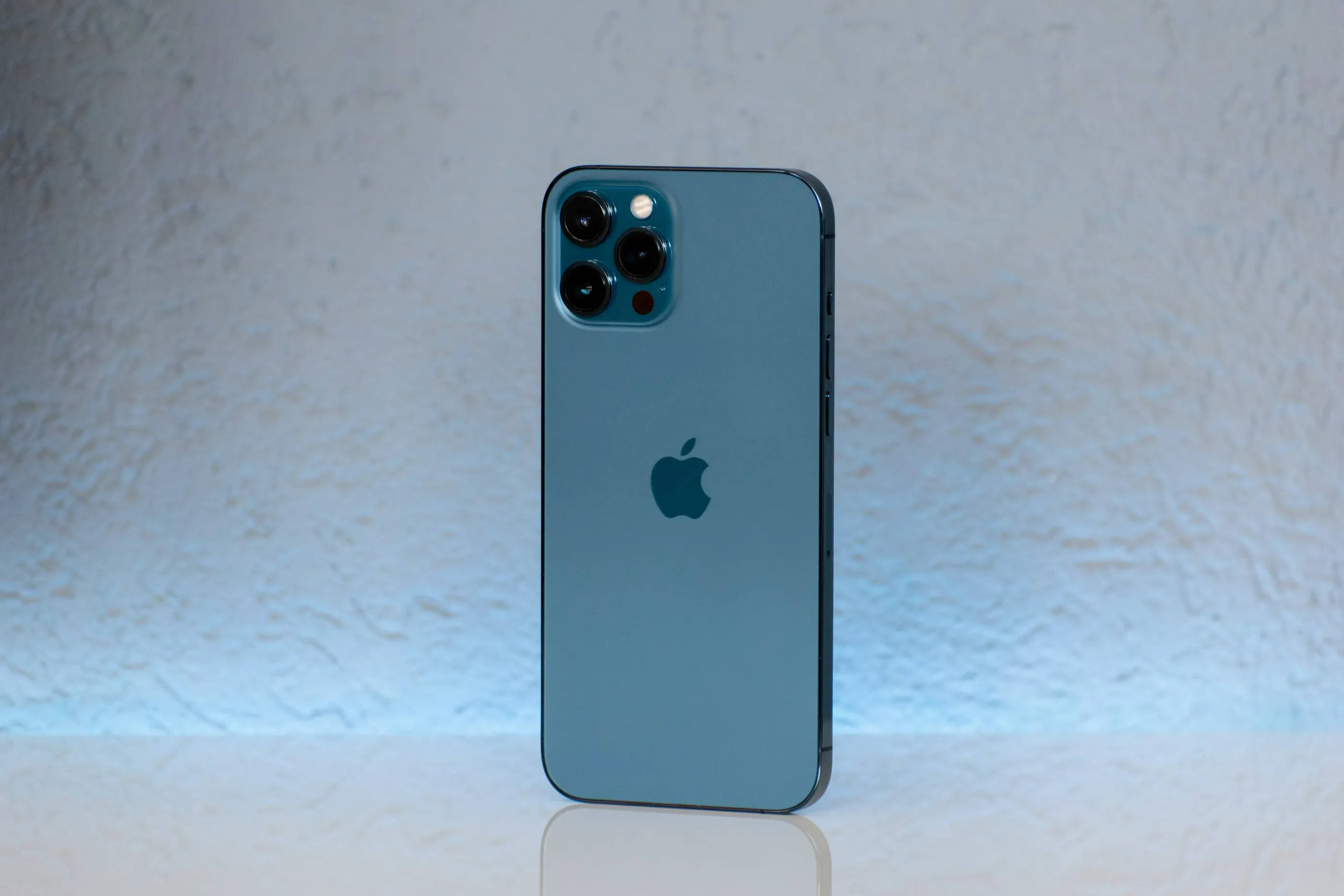 The Accessories Redefining Modern Mobile Devices Post image